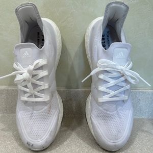Men's athletic sneakers